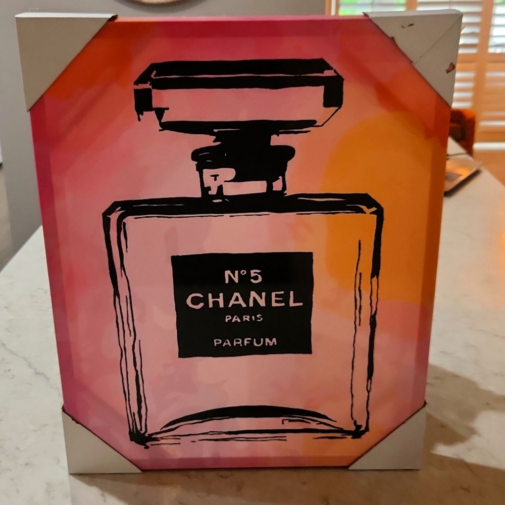 Chanel No 5 frame canvass